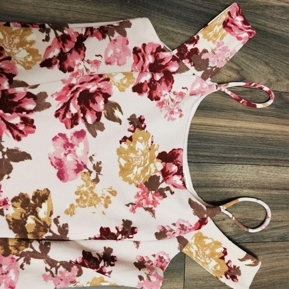 Floral Printed A Line Sleeveless Dress - Picture 7 of 10